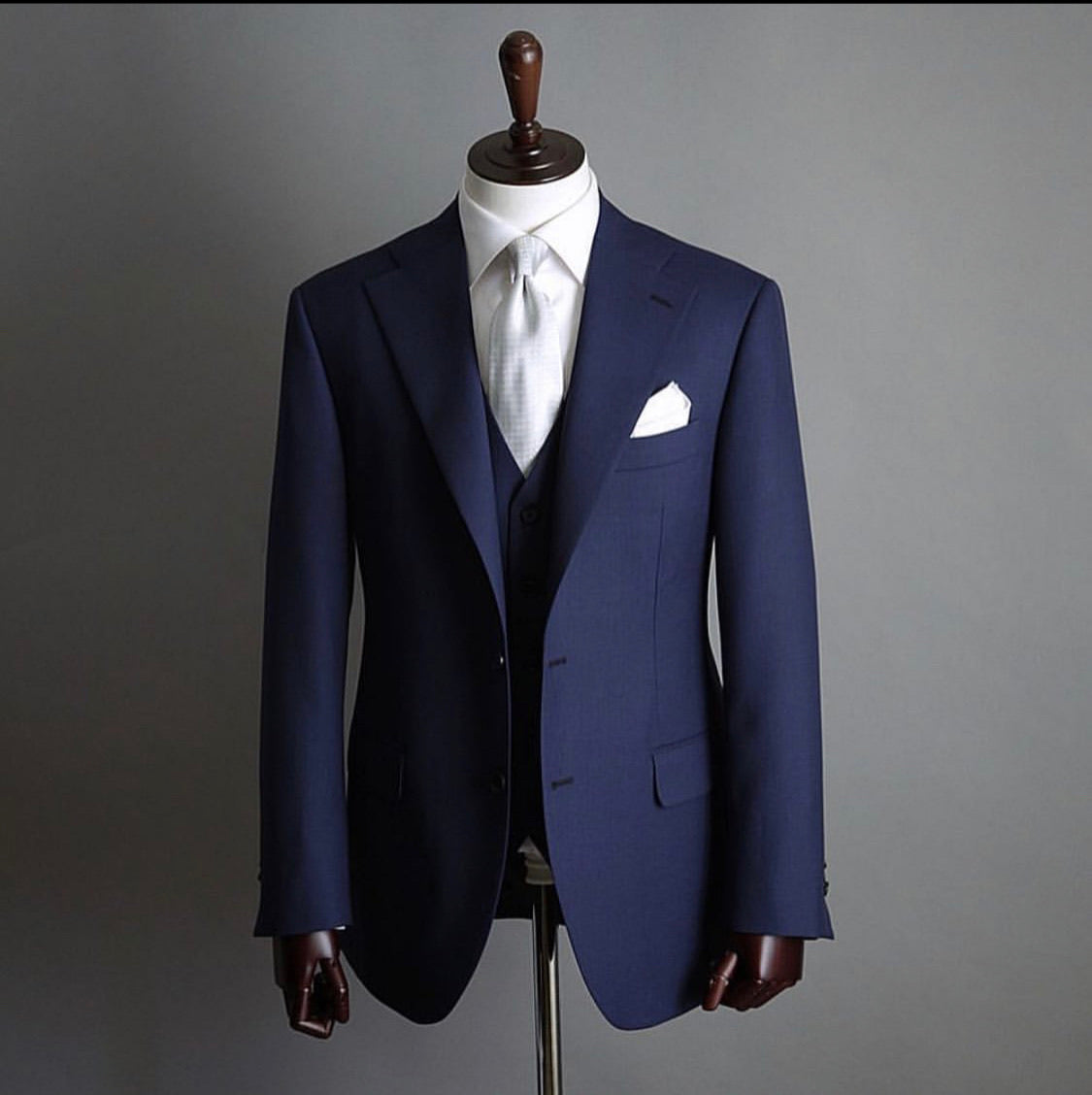The eBespoke Suit — A Fully Bespoke Suit, Made Only for You